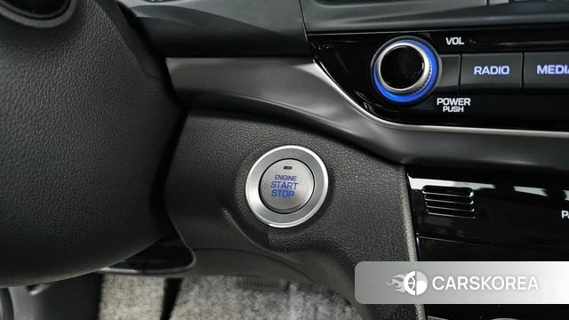 Hyundai The New Avante AD id 4530722 из Кореи 20