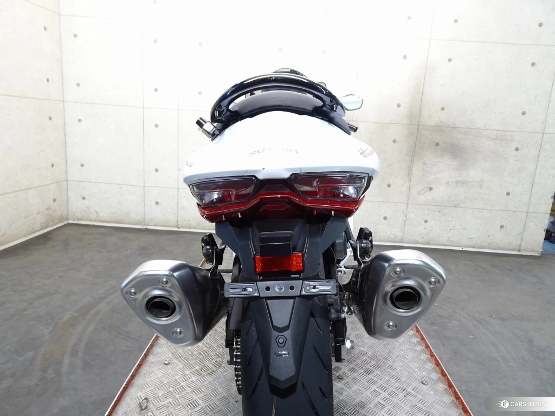 Suzuki GSX1300R HAYABUSA id 4380126 из Японии 20
