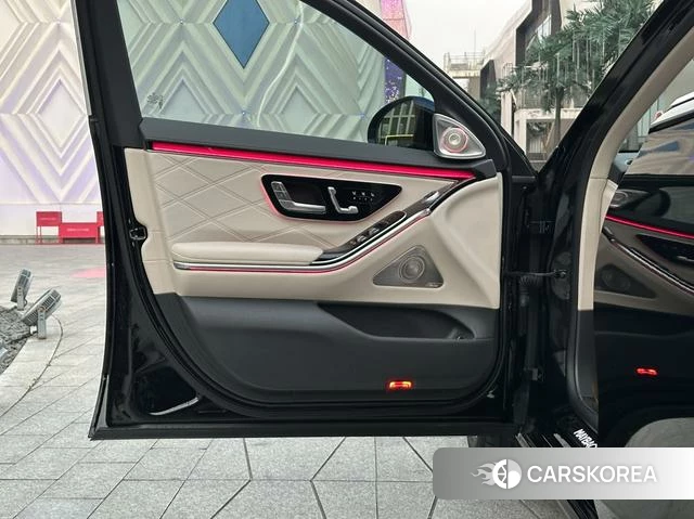 Mercedes-Benz Maybach S-class id 4263339 из Китая 20