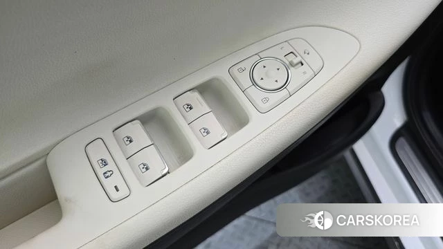 Hyundai The New Grandeur IG Hybrid id 4676565 из Кореи 20