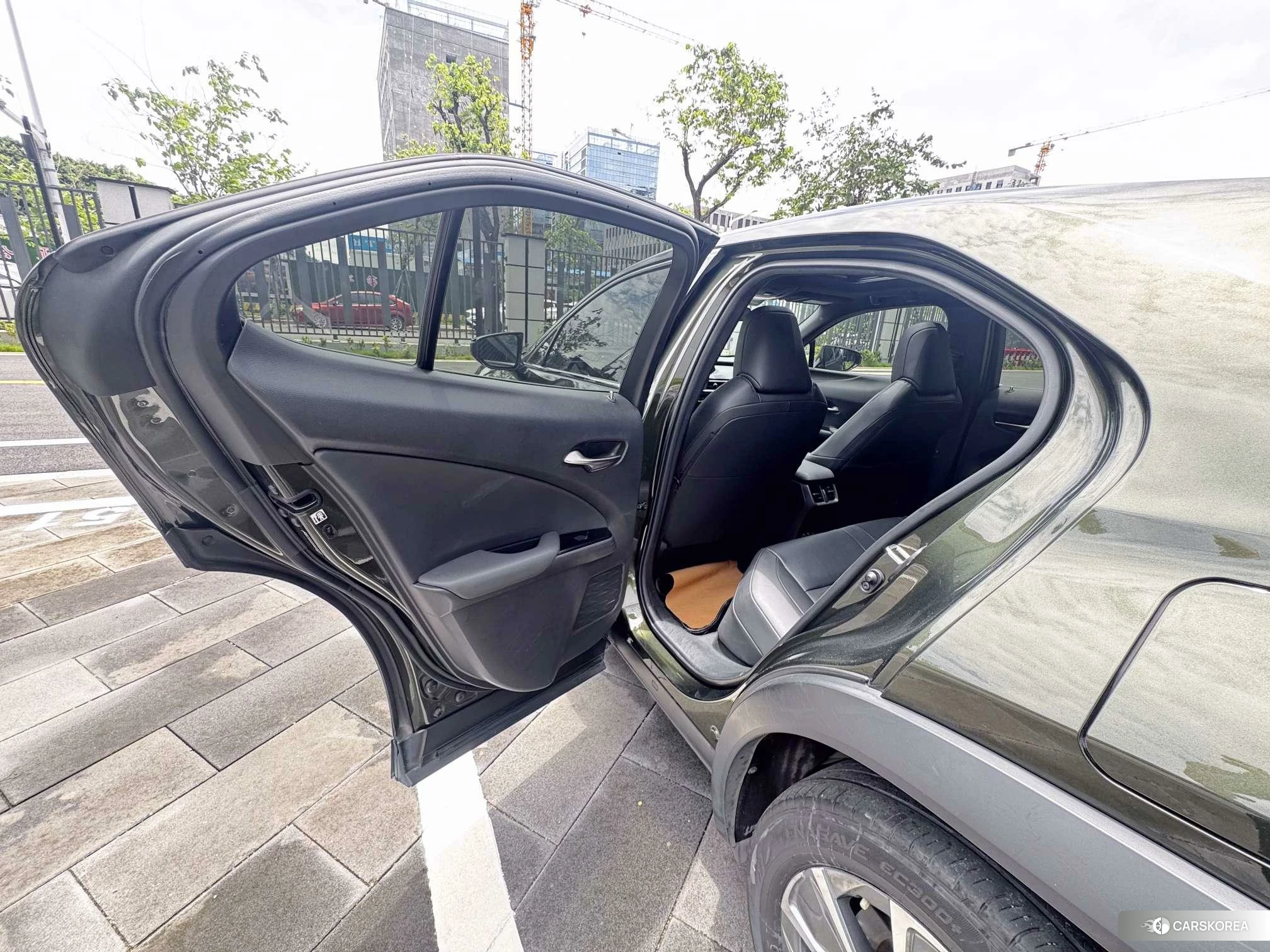 Lexus UX EV id 4468014 из Китая 20