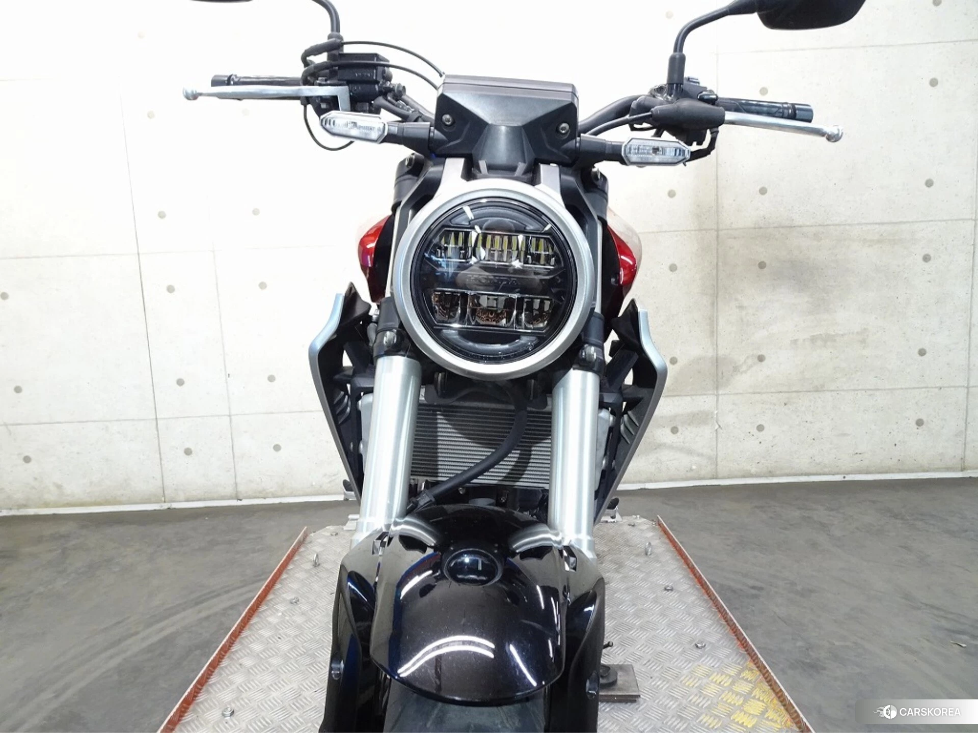 Honda CB250R id 3950542 из Японии 20