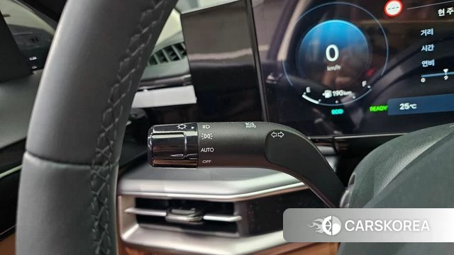 Hyundai Grandeur Hybrid (GN7) id 4432696 из Кореи 20
