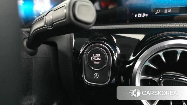 Mercedes-Benz A-Class W177 id 4415905 из Кореи 20