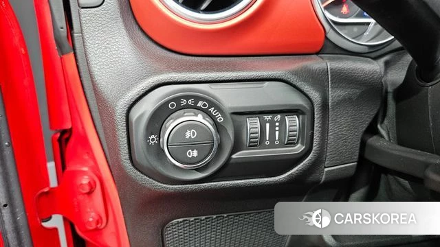 Jeep Wrangler (JL) id 4356000 из Кореи 20