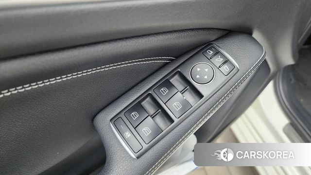 Mercedes-Benz A-Class W176 id 4417413 из Кореи 20