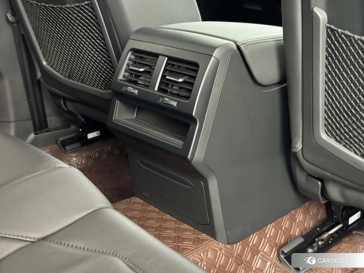 Volkswagen Touareg id 4421044 из Китая 20