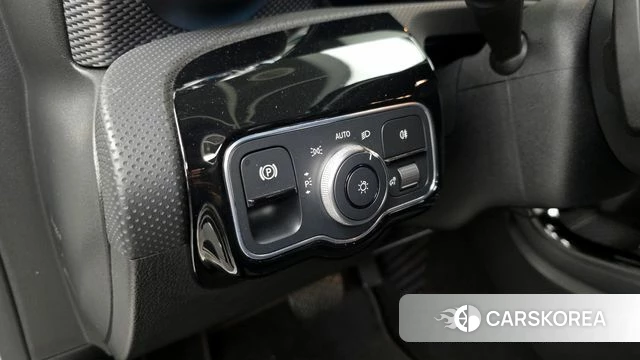 Mercedes-Benz A-Class W177 id 4294023 из Кореи 20
