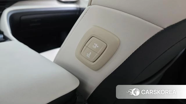 Toyota Crown Crossover id 4834365 из Кореи 20