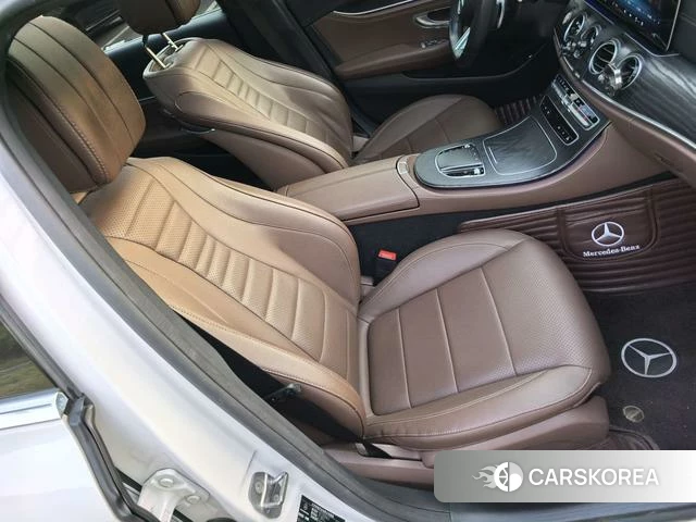 Mercedes-Benz E-class id 4307753 из Китая 20