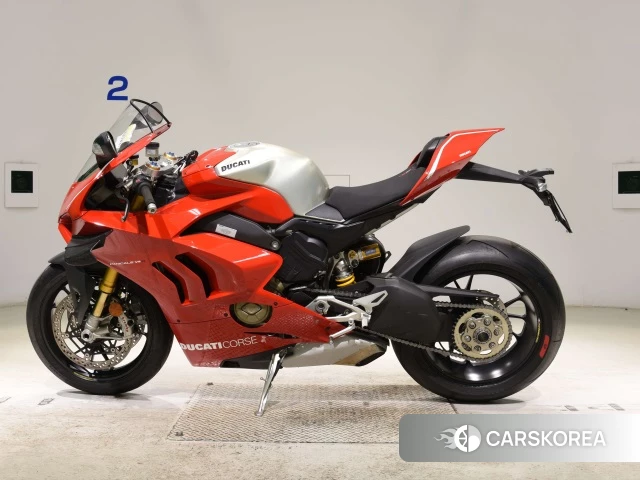 Проданный Ducati PANIGALE V4 R 2019 из Японии