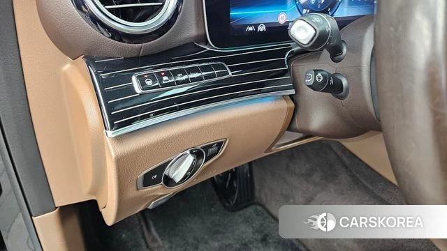 Mercedes-Benz E-Class W213 id 4562746 из Кореи 20