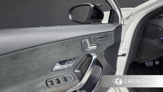 Mercedes-Benz A-Class W177 id 4905213 из Кореи 20