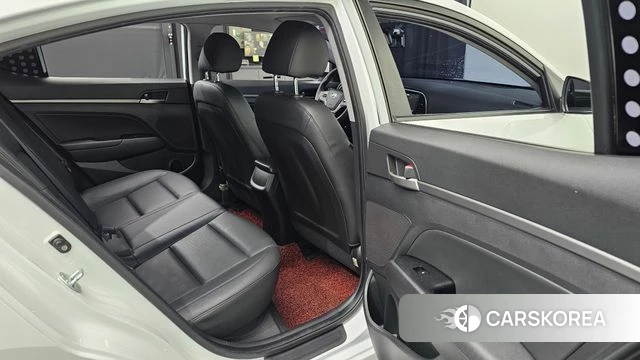 Hyundai Avante AD id 4188597 из Кореи 20