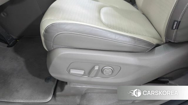 Kia Carnival 4th generation id 4396640 из Кореи 20
