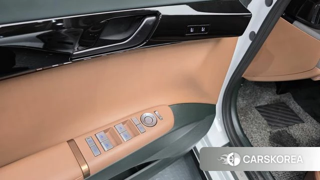 Hyundai Grandeur Hybrid (GN7) id 4670355 из Кореи 20