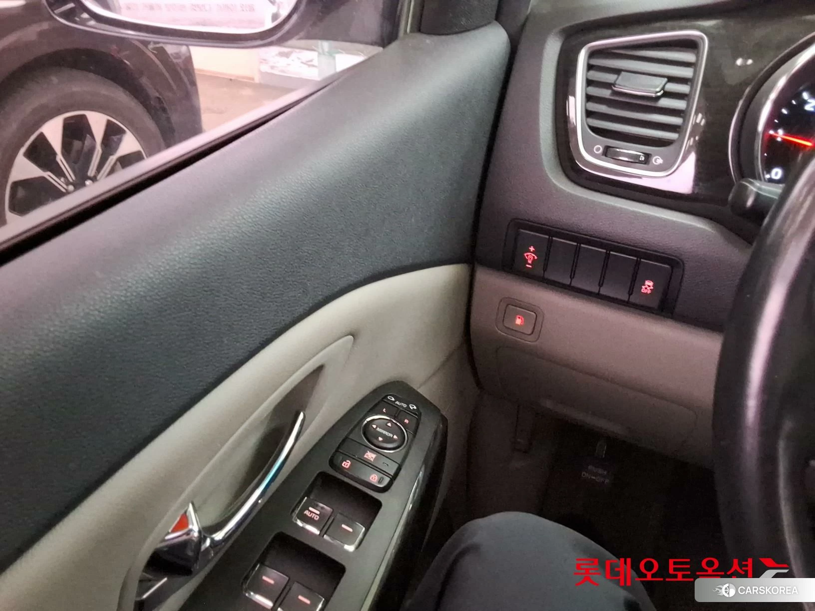 Kia Carnival id 3888409 из Кореи 20