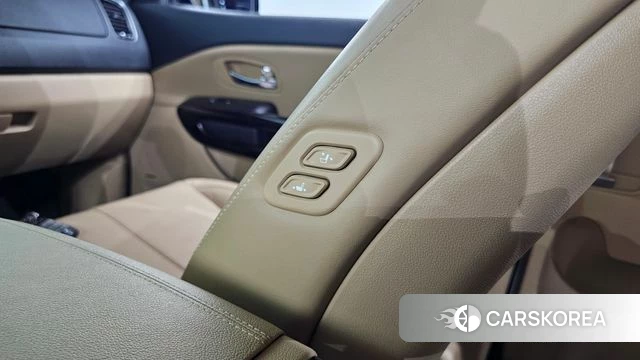Kia The New Carnival id 4595119 из Кореи 20