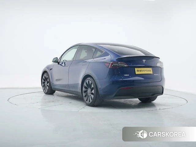Tesla Model Y id 4213321 из Китая 20