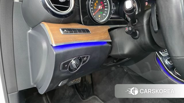 Mercedes-Benz E-Class W213 id 4693485 из Кореи 20