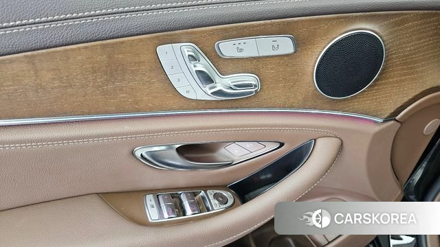 Mercedes-Benz E-Class W213 id 4543129 из Кореи 20