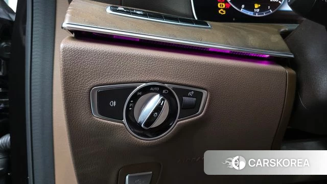 Mercedes-Benz E-Class W213 id 4446949 из Кореи 20