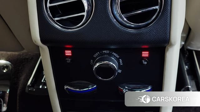 Rolls-Royce Cullinan id 4459043 из Кореи 20
