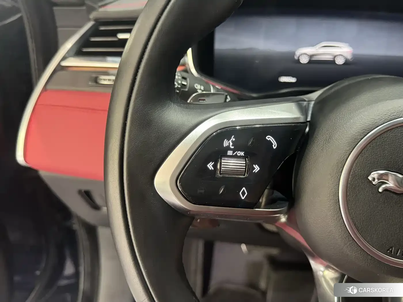 Jaguar F-PACE id 4546255 из Китая 20