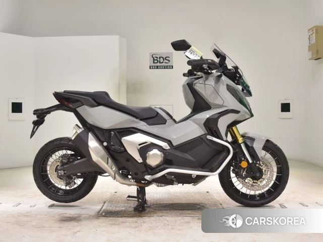 Honda X-ADV 750 id 3949707 из Японии 20