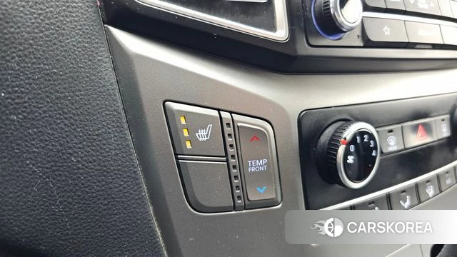 Hyundai The New Grand Starex id 4563143 из Кореи 20