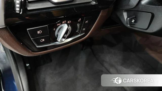 BMW 5 Series (G30) id 4324794 из Кореи 20