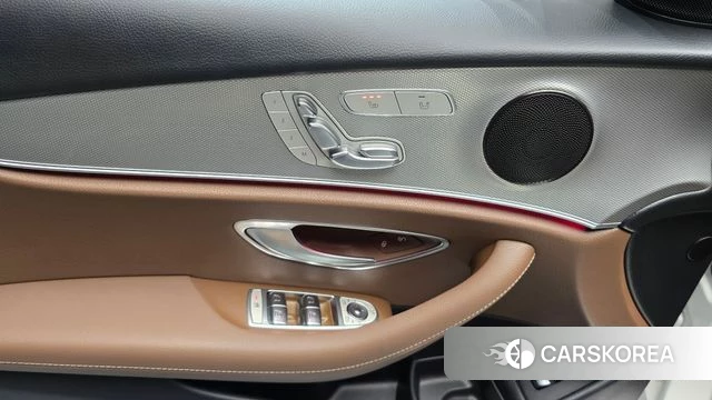 Mercedes-Benz E-Class W213 id 4520930 из Кореи 20