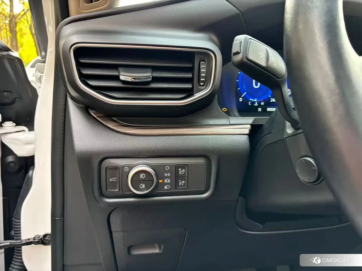 Ford Explorer id 4546329 из Китая 20