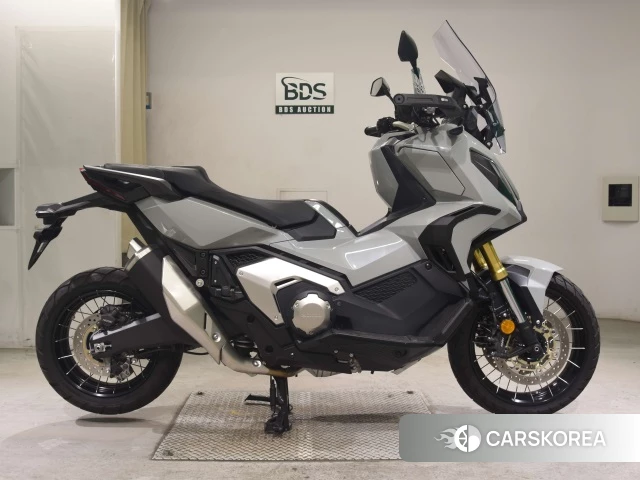 Проданный Honda X-ADV 750 id 4184606 из Японии, фото 20