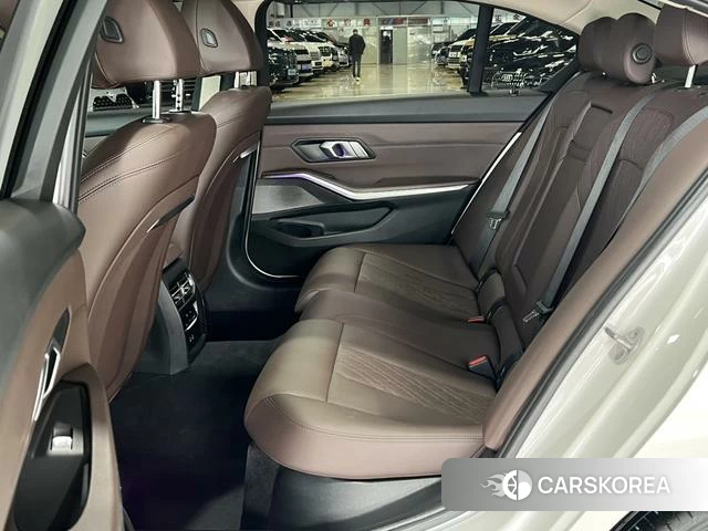 BMW 3 series id 4256814 из Китая 20