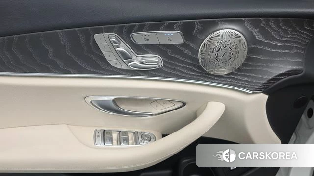 Mercedes-Benz E-Class W213 id 4608735 из Кореи 19