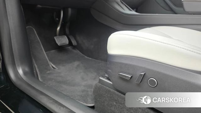 Tesla Model Y id 4506016 из Кореи 20