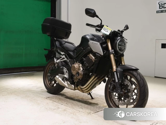 Honda CB650R id 3949800 из Японии 19