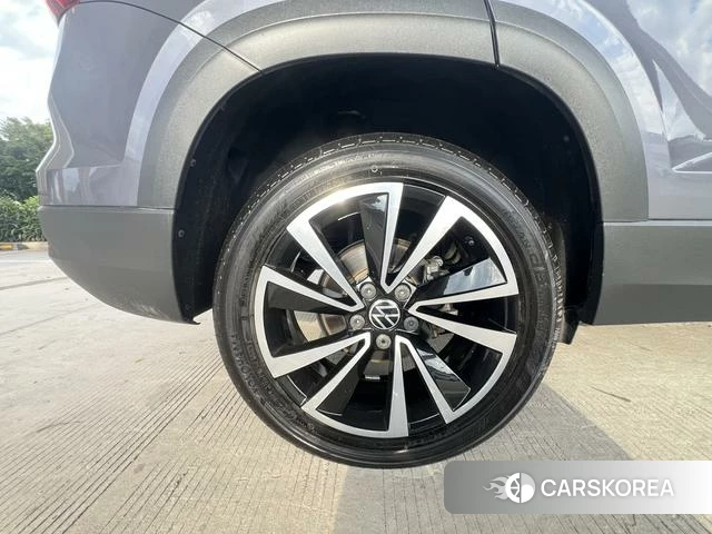 Volkswagen Tuyue id 4321365 из Китая 20