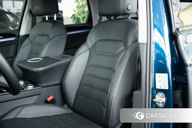 Volkswagen Touareg id 4217365 из Китая 20
