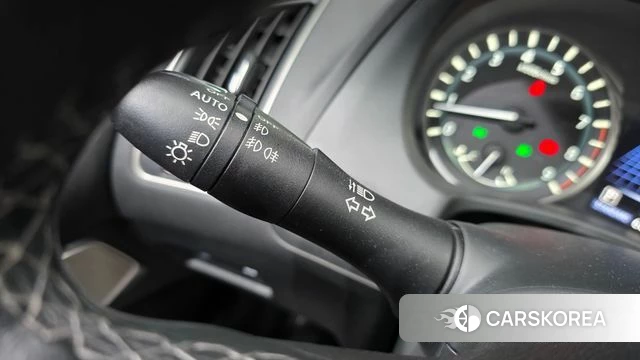 Infiniti Q50 id 4446430 из Кореи 20
