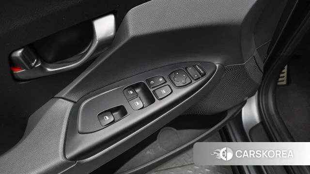 Hyundai Veloster (JS) id 4642830 из Кореи 20