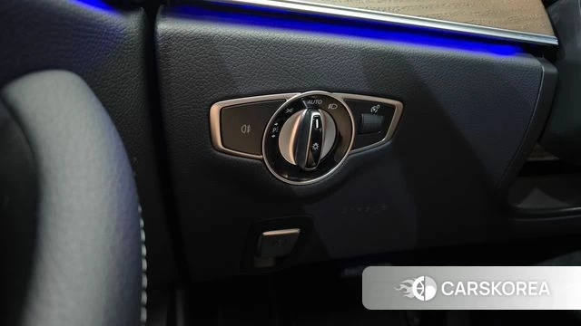 Mercedes-Benz E-Class W213 id 4707105 из Кореи 20