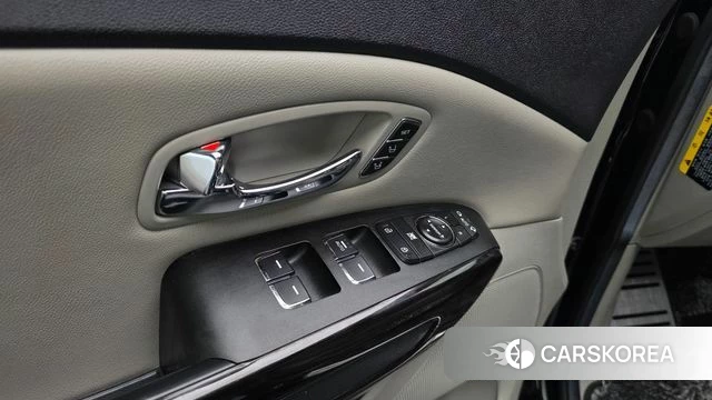 Kia The New Carnival id 4345571 из Кореи 20