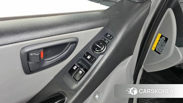 Hyundai The New Grand Starex id 4525681 из Кореи 20