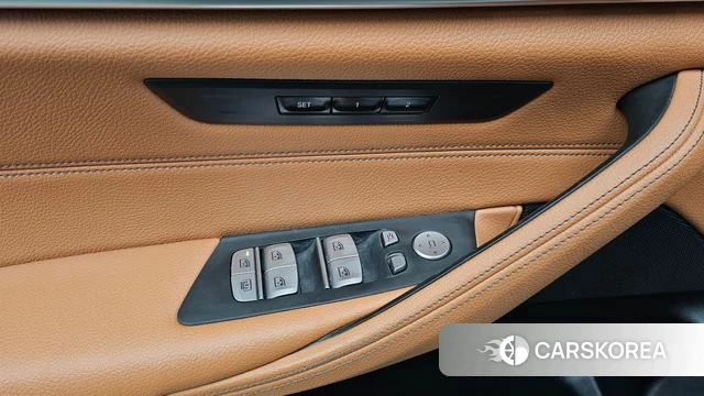 BMW 5 Series (G30) id 4871978 из Кореи 20