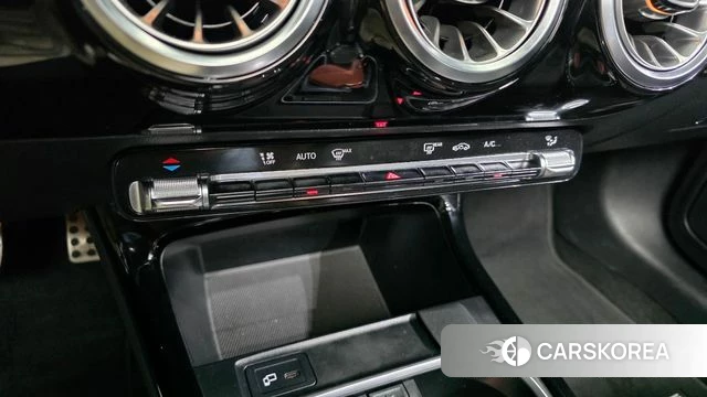 Mercedes-Benz A-Class W177 id 4401815 из Кореи 20
