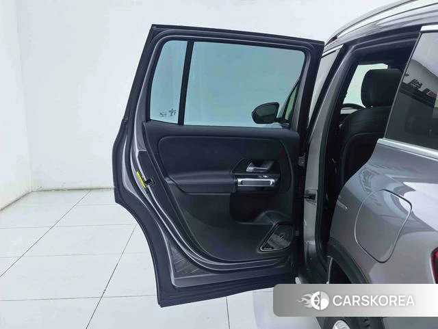 Mercedes-Benz GLB id 4272379 из Китая 20
