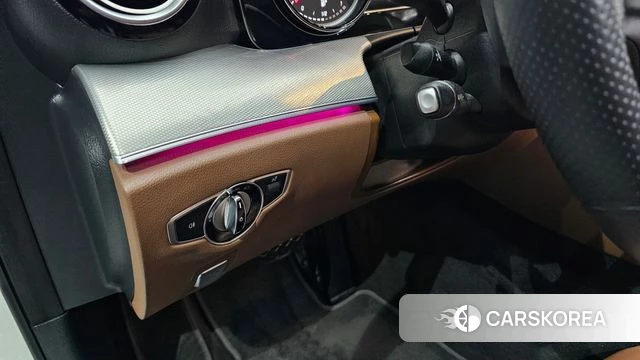 Mercedes-Benz E-Class W213 id 4246257 из Кореи 20