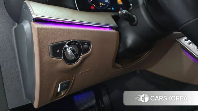 Mercedes-Benz E-Class W213 id 4697642 из Кореи 20
